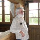 Pełen satysfakcji profesor muchy.