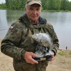 Jurek Myka - tuli trofeum jak na prawdziwego zwycięzcę przystało.
GRATULACJE JURKU......