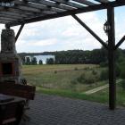 Widok z tarasu przed salą myśliwską na jezioro Boksze - południe.