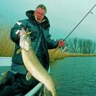 Czasami najlepsza okazuje się dwuczęściowa imitacja szczupaczka (Salmo Pike 13JF)....