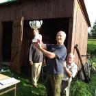 Kaziu z pucharem na rok. 09.09.12r. j. Zadworne.