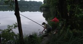 Koleżanka Gabrysia wkłada kolejna rybkę do swej siatki
10.07.11r....