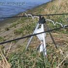 Przednia podpórka.Siatka z kamieniem stabilizuje system