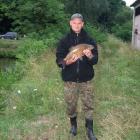 Kol. Sławek Radzik z leszczem ok 2 kg.