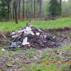 Wybrałem się na spacerek z muszką i co znalazłem.Do jakiego stopnia trzeba być kretynem...